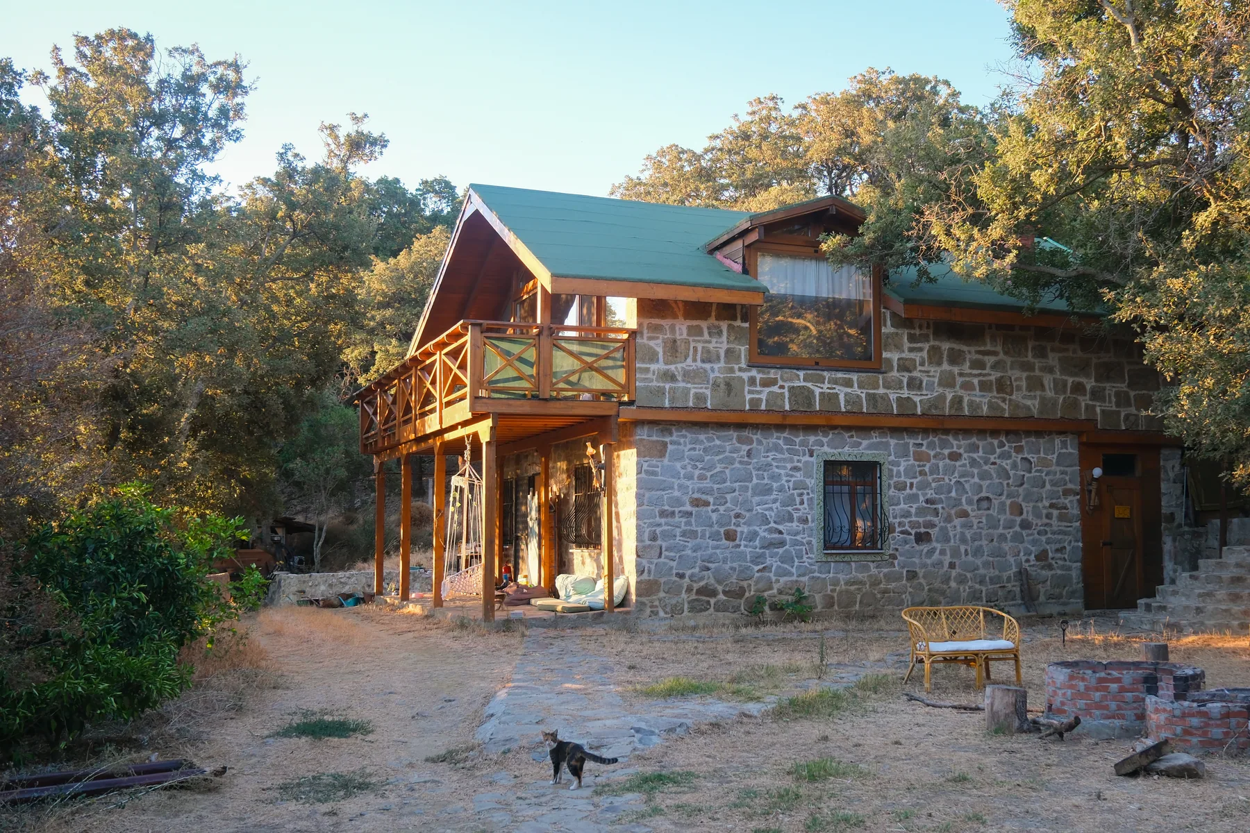 Valanar taş çiftlik evi